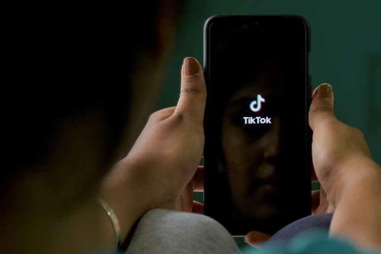 TikTok sale uncertain as Trump ban looms: reports