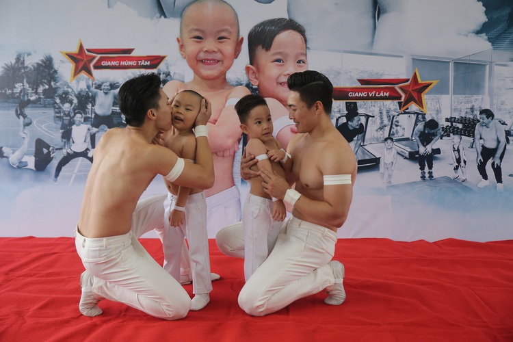 Sons of Giang Brothers establish Vietnam record