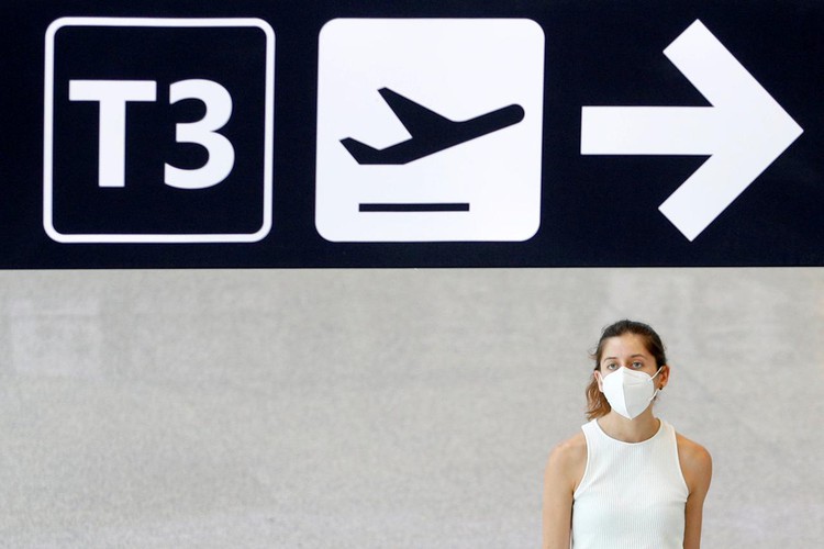 Italy orders coronavirus tests for arrivals from four countries