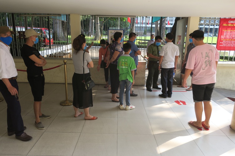 Saigon tourism pulls out all stops to retain workers during COVID-19 aftershock