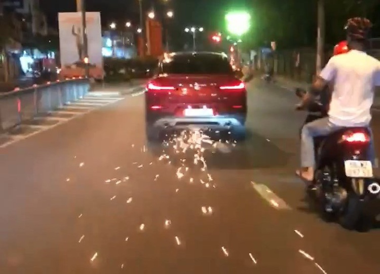 Intoxicated driver on hit-and-run spree in Ho Chi Minh City