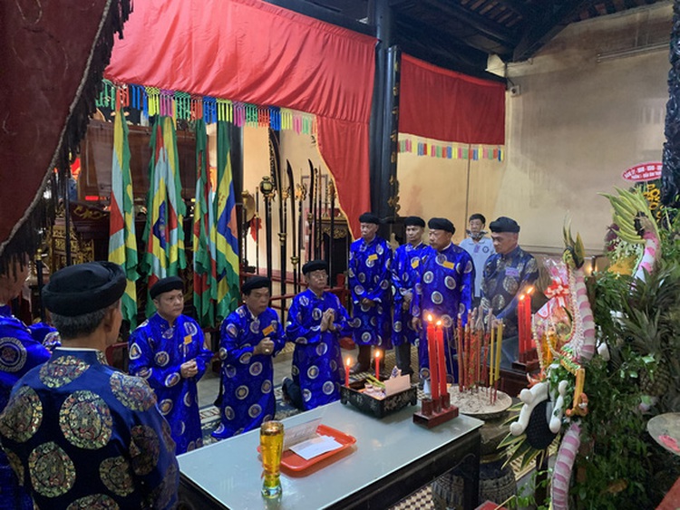 Ho Chi Minh City renames street for late general