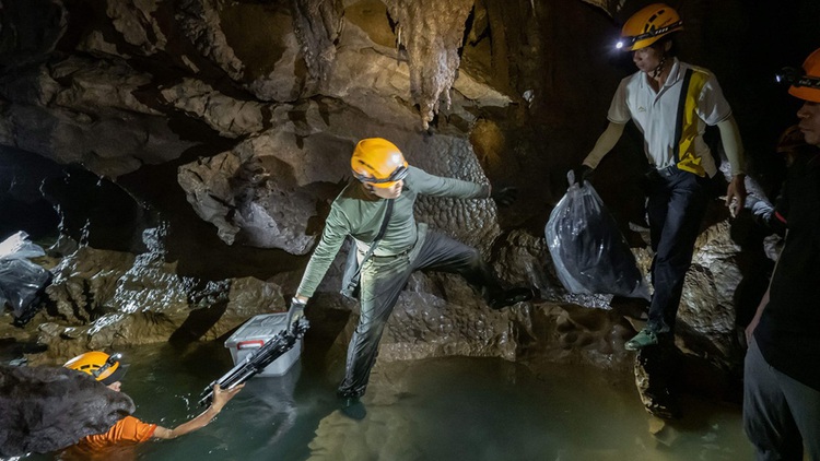 Take in the grandeur of nature in Quang Binh’s caverns