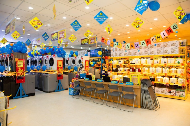 Mobile World shoots for breakthrough growth in Cambodia, eyeing other overseas markets
