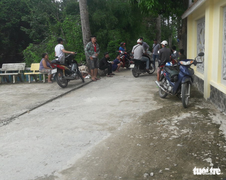 Vietnam man wanting to leave party shot to death by drinking friend