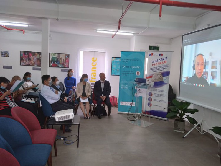 French Embassy in Vietnam debuts health website available in English