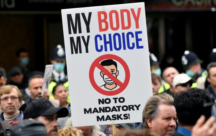 Anti-lockdowners protest as London COVID alert level is raised