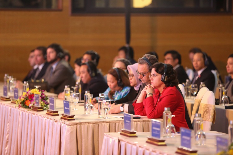Vietnam co-organizes online global digital event