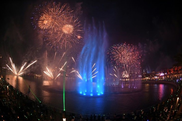 Dubai breaks world record for largest fountain