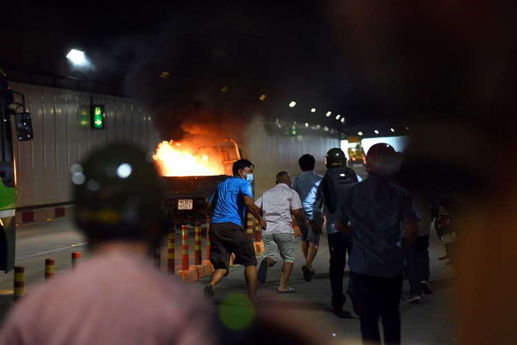 Annual fire drill held at Saigon River Tunnel