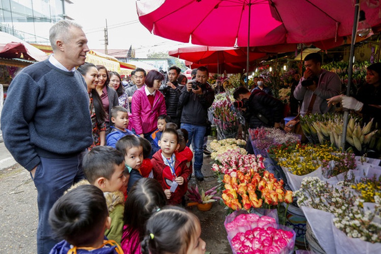 Vietnam mulls seven-day holiday for Lunar New Year 2021