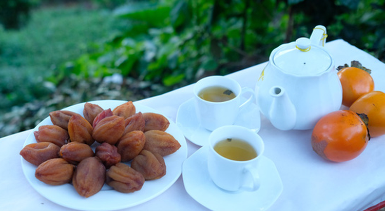 Dried persimmons: The sun-kissed autumn treat of Da Lat