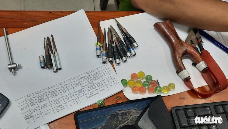Gun-wielding motorbike thieves nabbed in Ho Chi Minh City