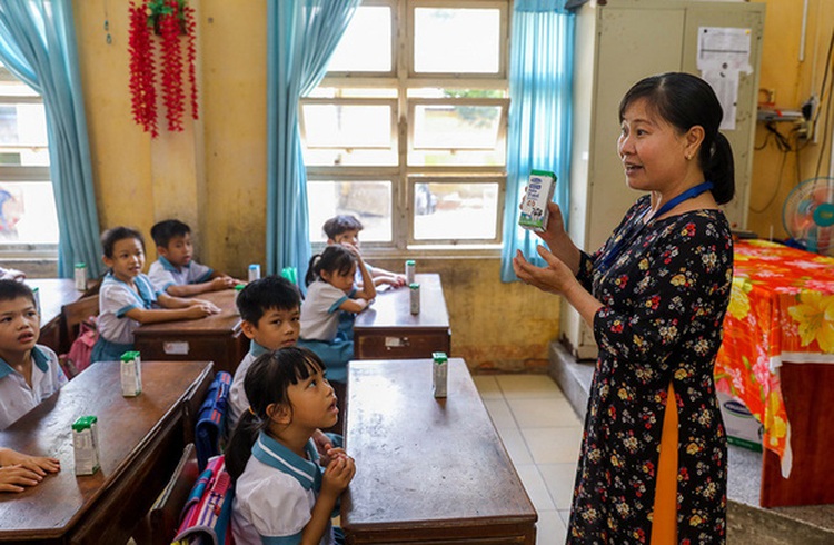 School milk program to expand through all 24 Ho Chi Minh City districts
