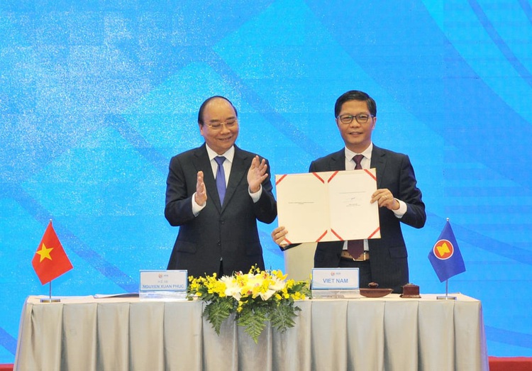 15 countries including Vietnam sign world’s largest free trade agreement