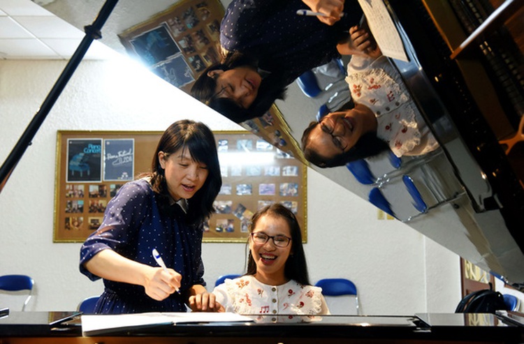 Visually impaired pianist accepted into Ho Chi Minh City Conservatory of Music