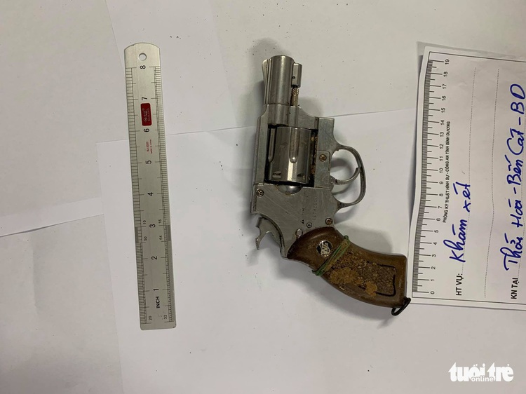 Man arrested for attempting to rob bank with gun in southern Vietnam