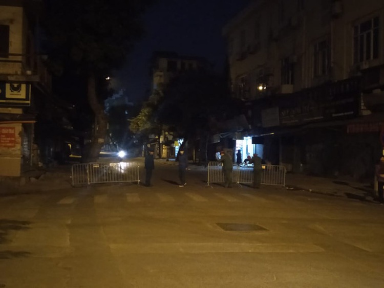 340-kilogram wartime bomb cleared from Hanoi’s residential area