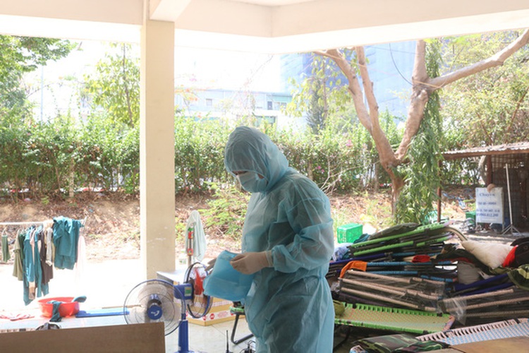 All direct contacts of recent local coronavirus infections in Ho Chi Minh City test negative