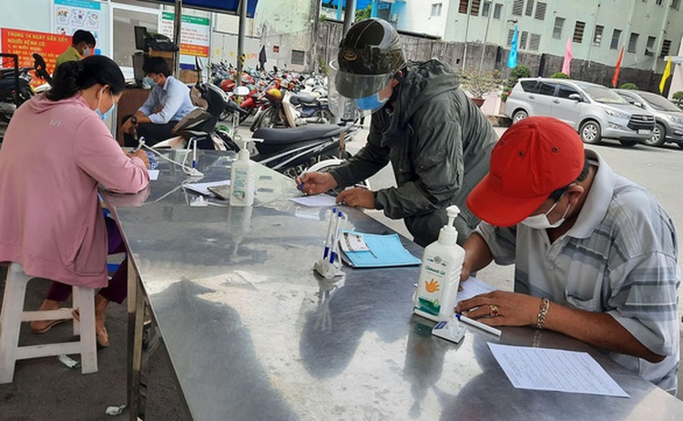 Vietnam’s health ministry proposes banning flights from countries with coronavirus variant