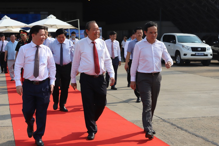Runway reopens following upgrade at Ho Chi Minh City airport
