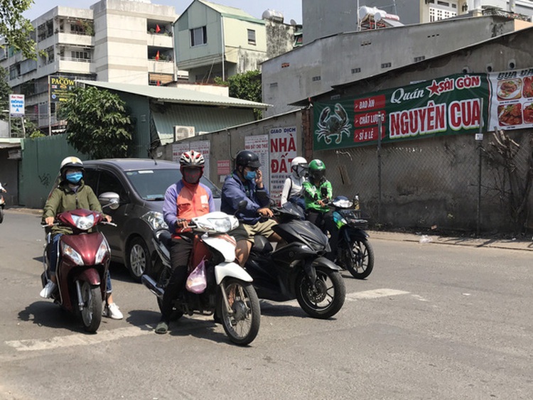 Vietnam braces for warmer Lunar New Year fest than average