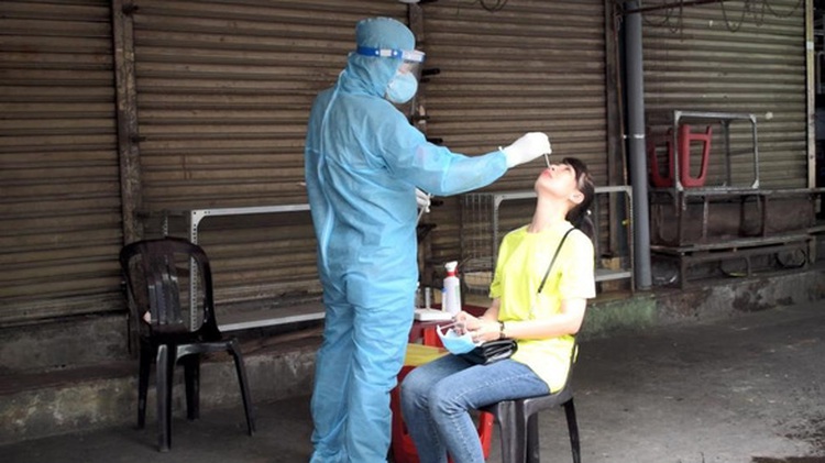 Another Tan Son Nhat Airport worker suspected of COVID-19 infection: HCDC