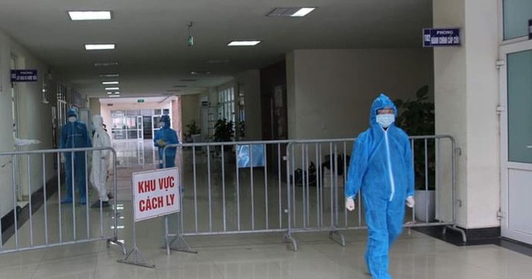 Vietnamese hospital temporarily locked down as man dies from lung problems