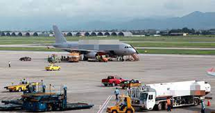 Vietnam aviation authority orders safety ramp-up of ground vehicle operations at airports