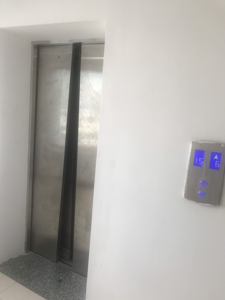 Residents complain about faulty apartment building in Vietnam’s Nha Trang