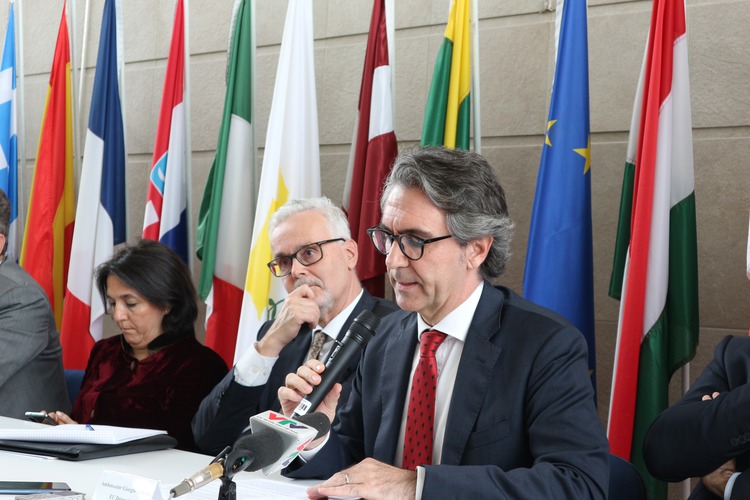 AstraZeneca shots Vietnam will receive through COVAX have same quality as those in EU