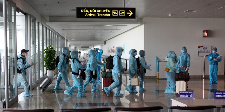 Vietnam aviation authority proposes timeline to reopen int’l routes