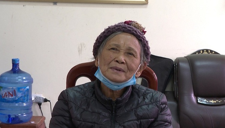 72-year-old woman charged with growing over 600 opium poppy plants in Vietnam
