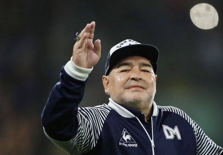 Maradona care 'deficient and reckless' before death, medical board report finds