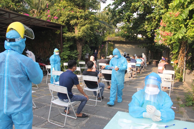 8,000 subject to COVID-19 testing at Da Nang industrial park following detection of suspected cases