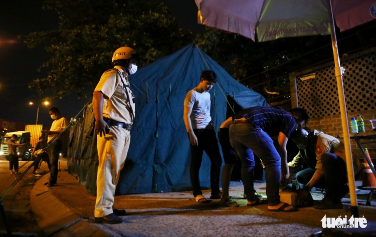 12 coronavirus checkpoints come into play at Ho Chi Minh City’s entrances