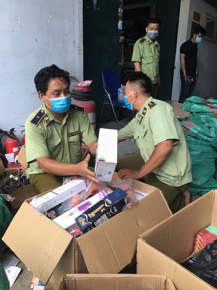 Sex toys of unknown origin found at Ho Chi Minh City warehouse