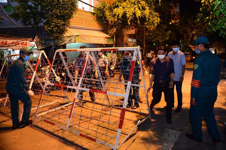 Co-worker of COVID-19 patient in Ho Chi Minh City tests positive: health department