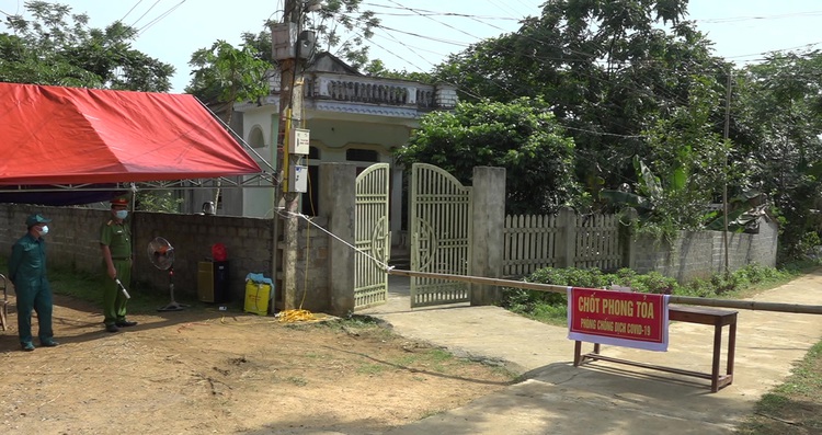 Vietnam police probe man for disobeying quarantine order before testing positive for COVID-19