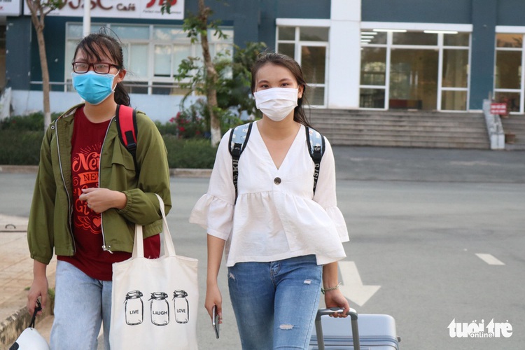 University students in Ho Chi Minh City spare dorms for COVID-19 quarantine