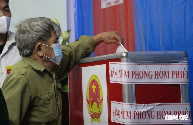 Commune-level legislative election re-organized in Hanoi after official caught cheating