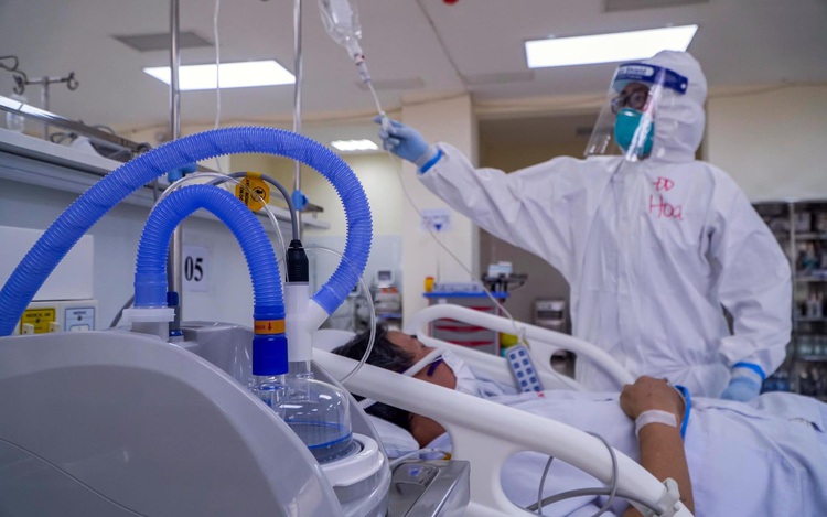 COVID-19 fears lead patients to avoid critical treatment at Vietnam hospitals