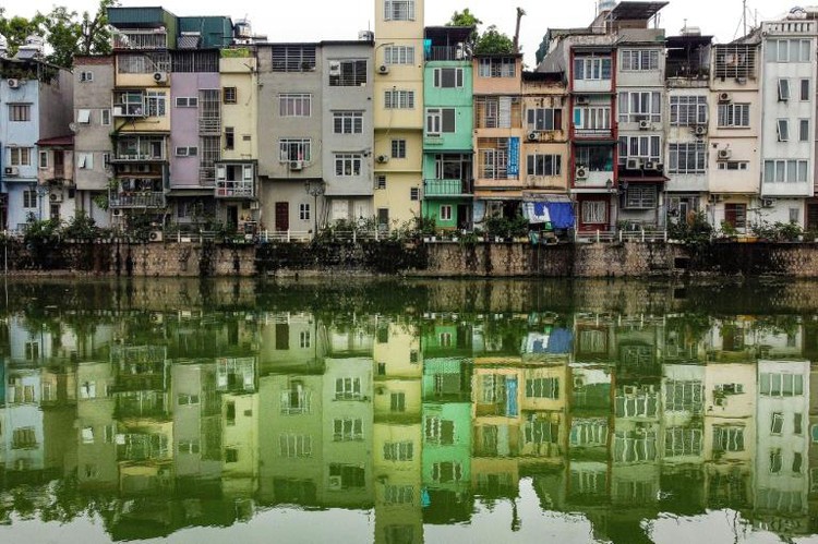 The 'tube houses' that dominate Hanoi's streets