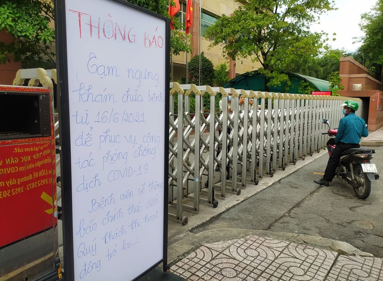 In Ho Chi Minh City, major hospital stops receiving patients after nurse tests positive for coronavirus