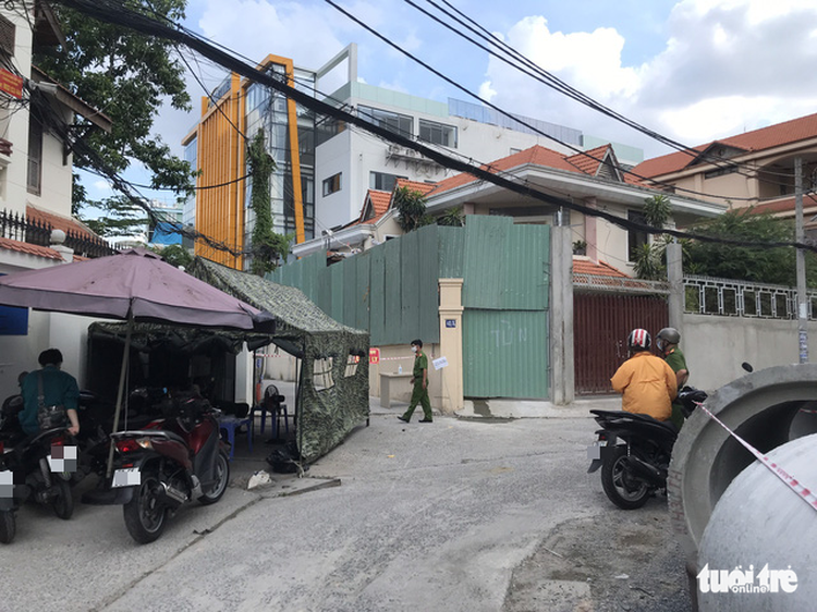 20 coronavirus infections in office building prompts urgent contact tracing in Ho Chi Minh City