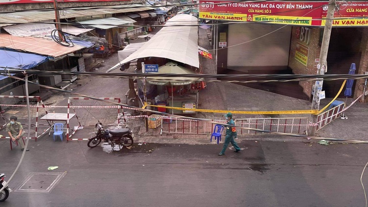 Ho Chi Minh City closes central market over new coronavirus infection