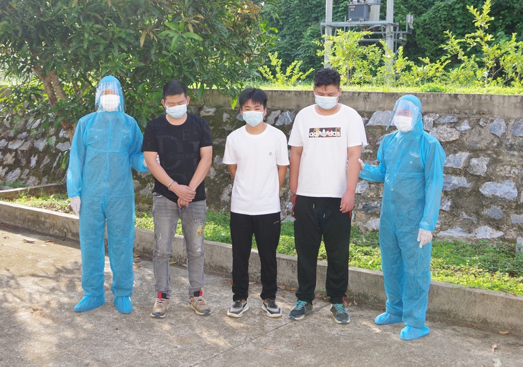 Three Chinese arrested for illegally entering Vietnam