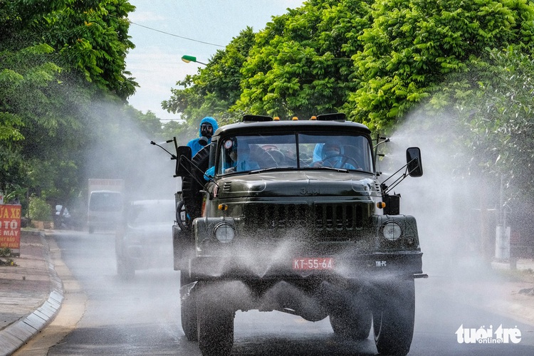 Hanoi to quarantine arrivals from coronavirus-hit localities in concentrated facilities