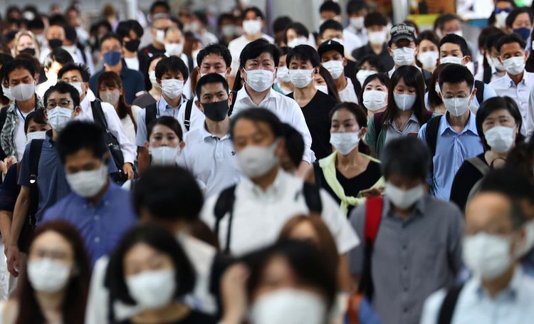 Olympic host Tokyo's COVID-19 daily cases rise to 3,177, second straight record