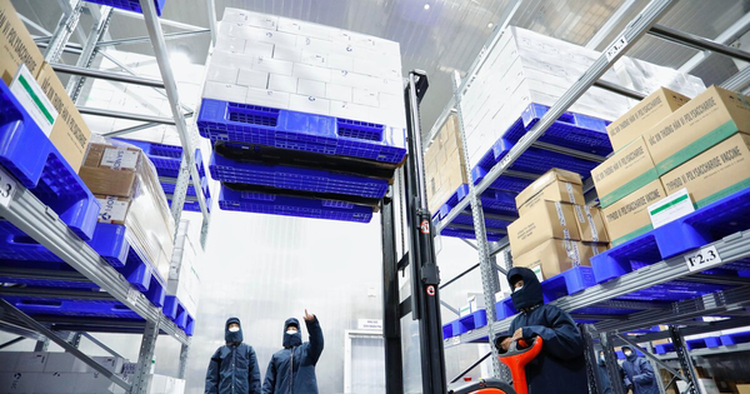 Nearly 660,000 AstraZeneca vaccine jabs delivered to Vietnam